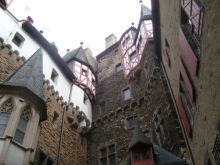 S7303172-57bc7815c6926