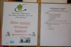 02-kontaktlose_Infos_am_Start_hier_aus_Datenschutzgründen_teils_anonymisiert_Foto_W._Müller_